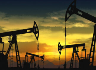 Rusia nu exclude o scădere cu 17% a producției de petrol