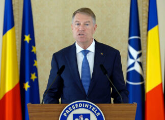 A apărut și președintele Iohannis în atenția publicului, după săptămâni de lipsă – a acordat mai multor diplomați gradul de ambasador