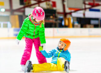 Sectorul 4: Au început lucrările la un patinoar care va putea fi folosit atât de sportivii de performanţă, cât şi de copii