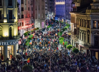 60,000 de oameni pe Calea Victoriei la proiecțiile Spotlight